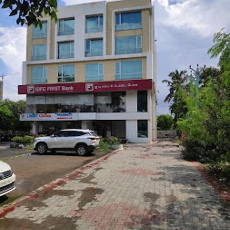 Dsquare Omr By K Hotels شيناي المظهر الخارجي الصورة