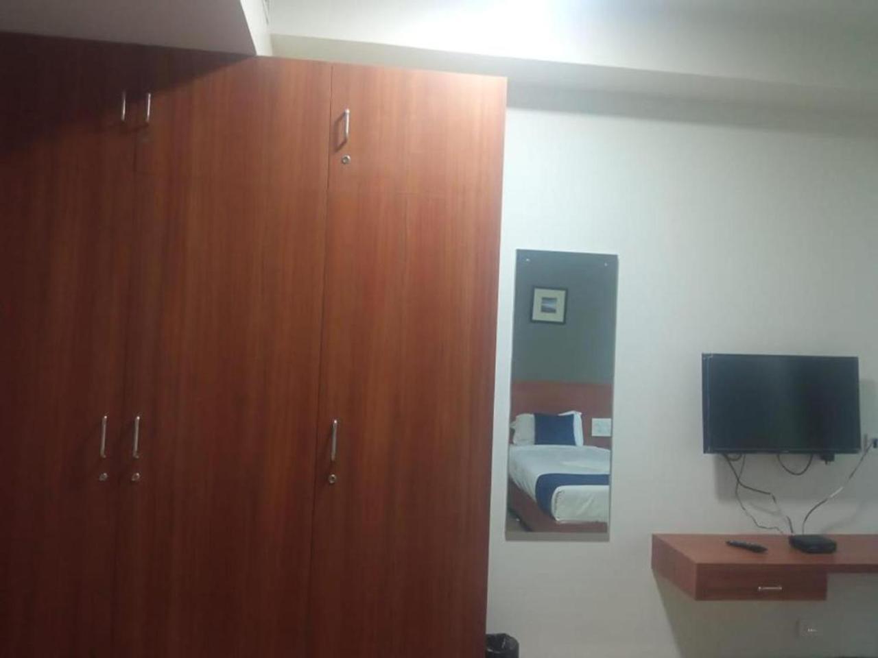 Dsquare Omr By K Hotels شيناي المظهر الخارجي الصورة